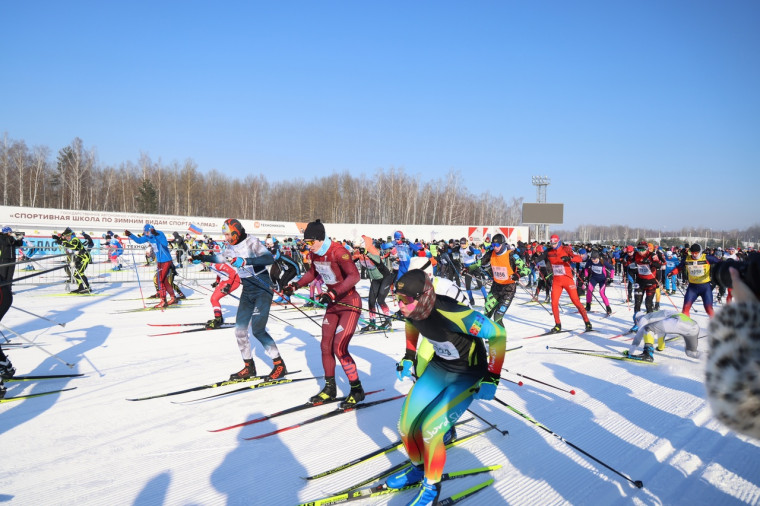 Учащиеся школы приняли участие в открытой Всероссийской массовой лыжной гонке &quot;Лыжня России - 2024&quot;.